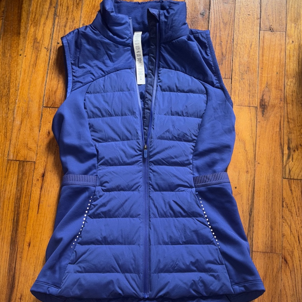 Lululemon Athletica Navy Puffer Vest
